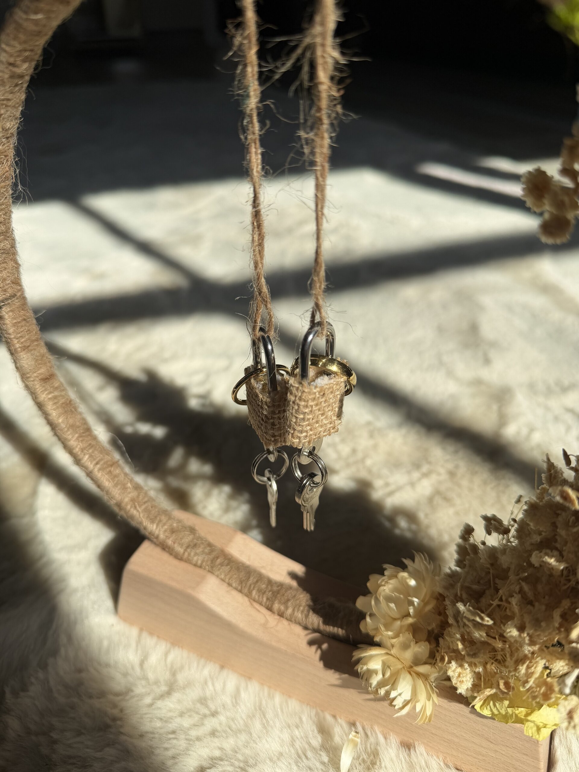 Porta alianzas candado - 5